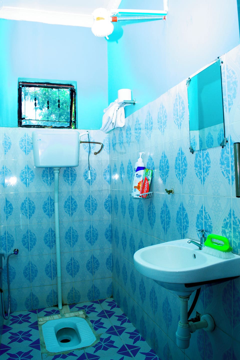 Basic Room | Bathroom | Bathrobes, slippers
