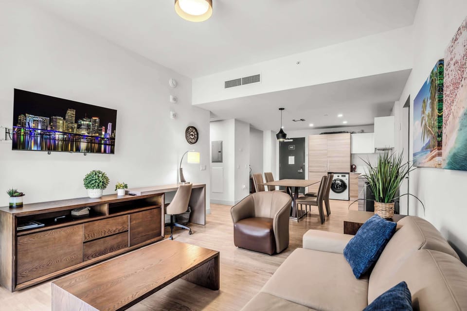 Condo, Multiple Beds, Balcony, Partial Ocean View (Sunny Luxury Property on the Beach) | Living area | 42-inch flat-screen TV with digital channels