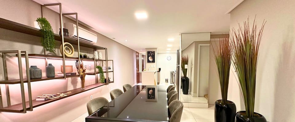 Apartment | Dining