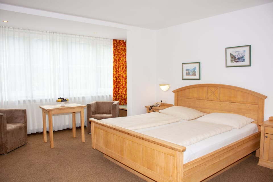 Standard Double Room | In-room safe, individually decorated, individually furnished, desk