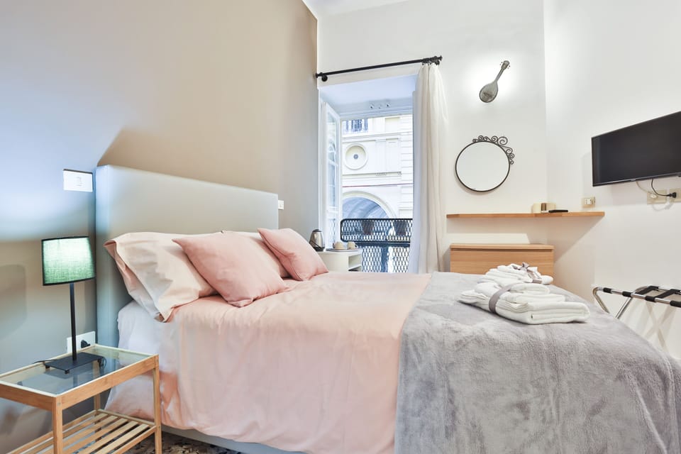 City Double Room | Premium bedding, down comforters, memory foam beds, minibar