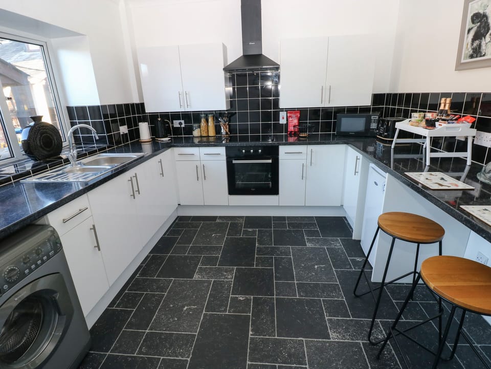 Fridge, electric kettle, toaster, cookware/dishes/utensils