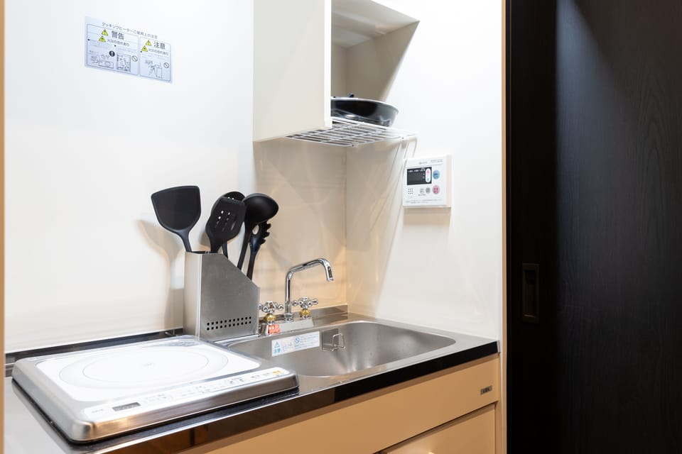 Room 1 - 1F, Non Smoking | Private kitchen | Mini-fridge, microwave, stovetop, cookware/dishes/utensils