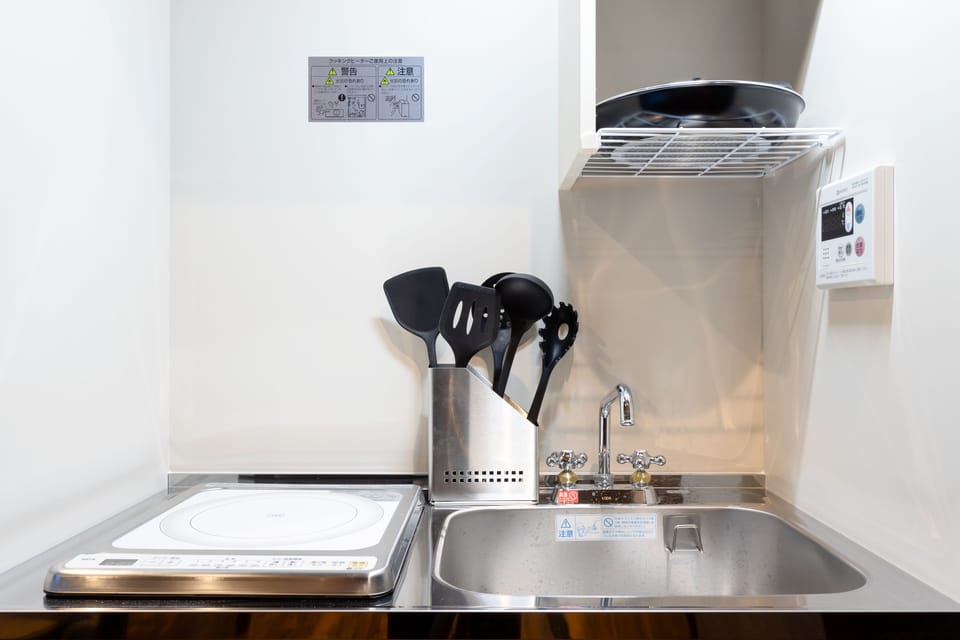 Room 1 - 1F, Non Smoking | Private kitchen | Mini-fridge, microwave, stovetop, cookware/dishes/utensils