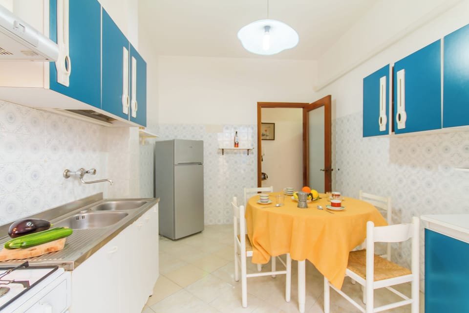 Standard Apartment, 2 Bedrooms, 2 Bathrooms (Casa Gallipolina with sea view) | Dining