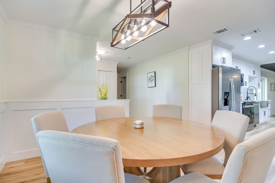 House (5 Bedrooms) | Interior