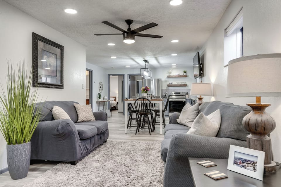 Apartment (3 Bedrooms) | Front of property