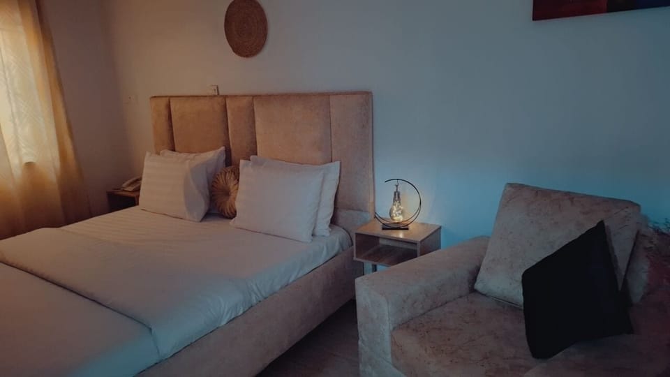 Standard Room | Bathroom | Slippers