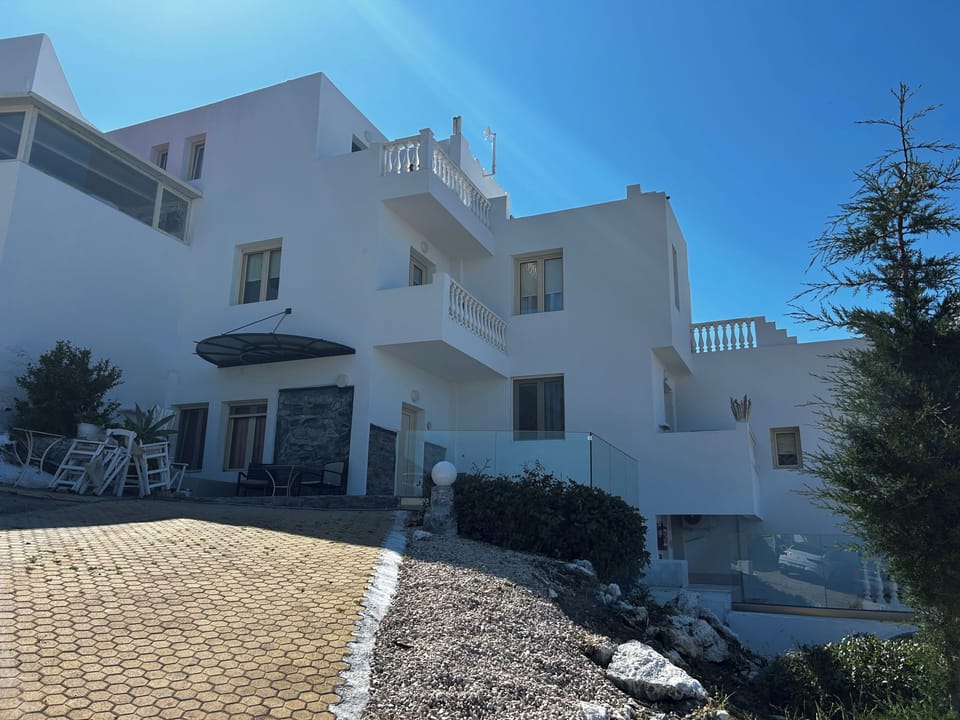 Villa | Exterior