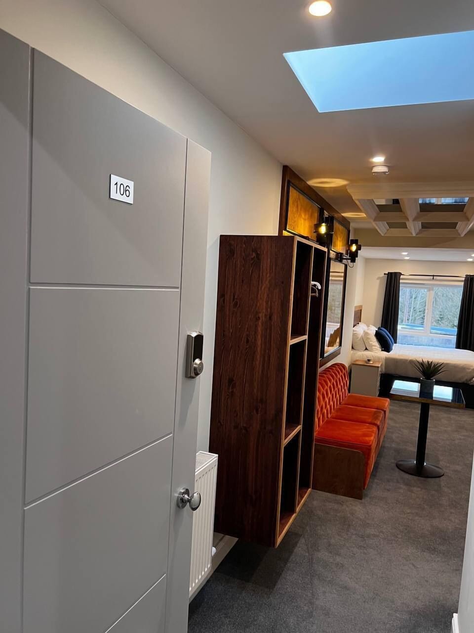 Deluxe Double Room | Blackout drapes, soundproofing, iron/ironing board, free WiFi