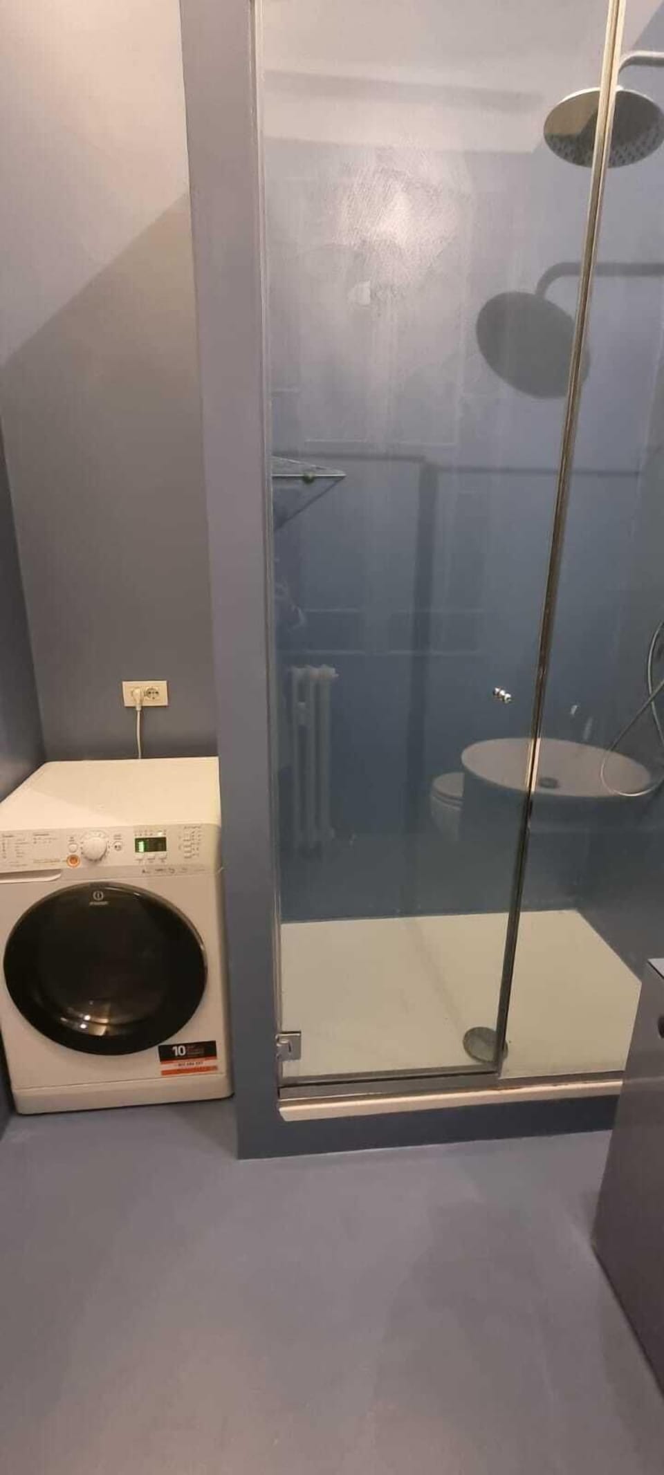 Basic Room, Shared Bathroom | Bathroom