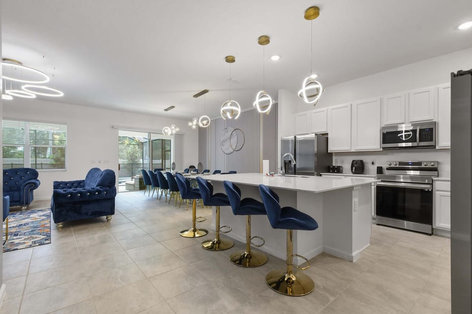 House, Multiple Beds, Pool Access, Pool View (294MB BV) | Interior