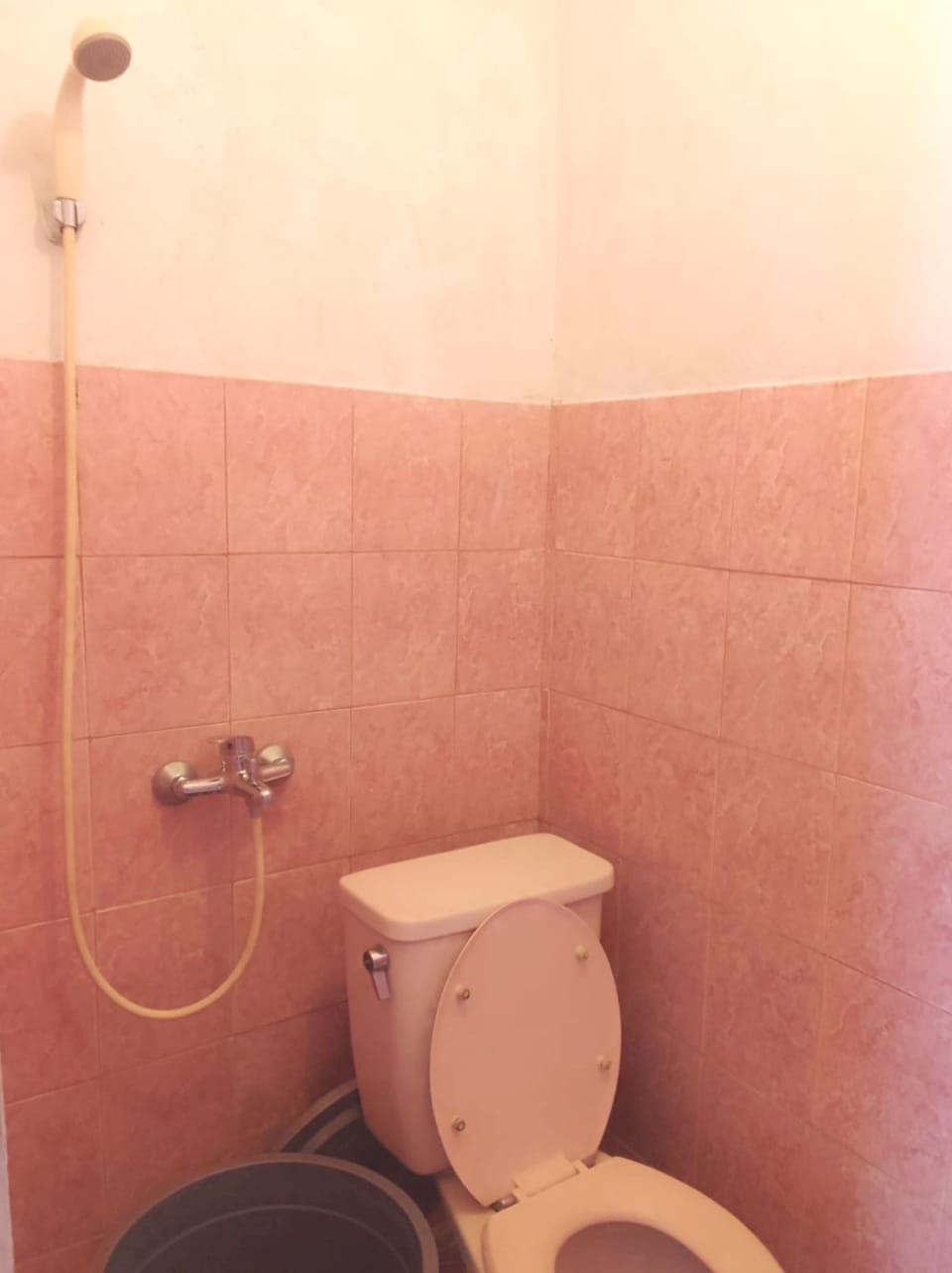 Standard Double Room | Bathroom | Shower, soap