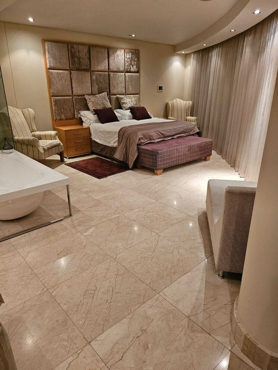 Family Penthouse, 1 King Bed, Non Smoking, Ocean View | Iron/ironing board, WiFi (free)