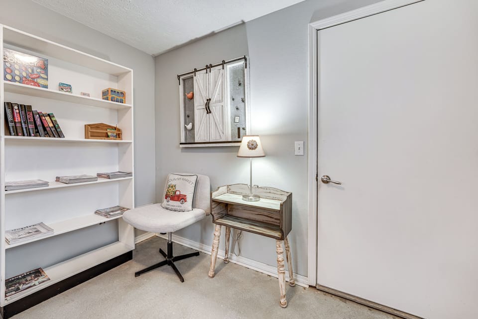 Apartment (1 Bedroom) | Interior