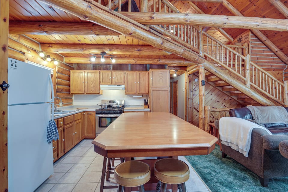 House (2 Bedrooms) | Interior