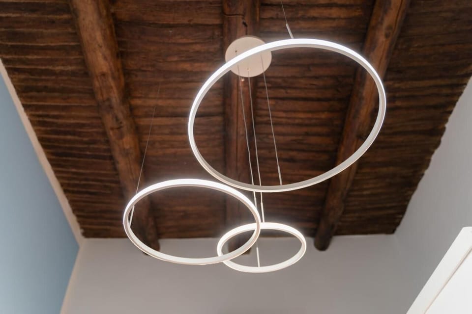 Royal Room, 1 Bedroom | 1 bedroom, premium bedding, down comforters, pillowtop beds