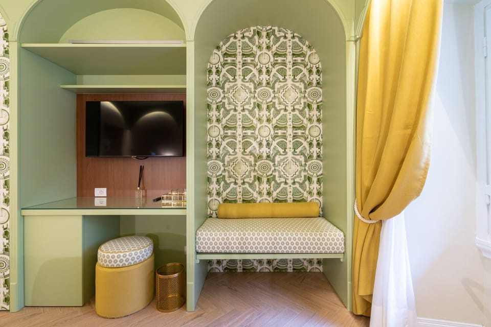 Superior Room | 1 bedroom, in-room safe, individually decorated, individually furnished