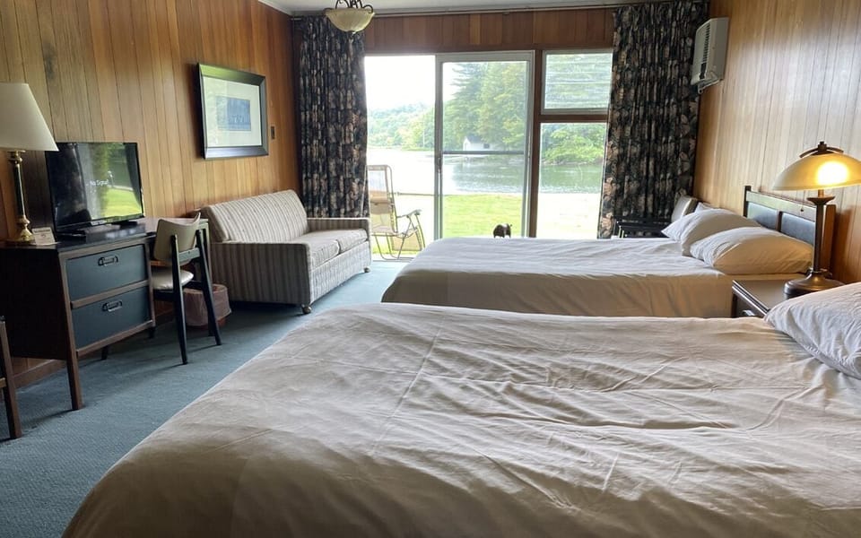 Riverine on the lake rooms | Individually furnished, blackout drapes, soundproofing