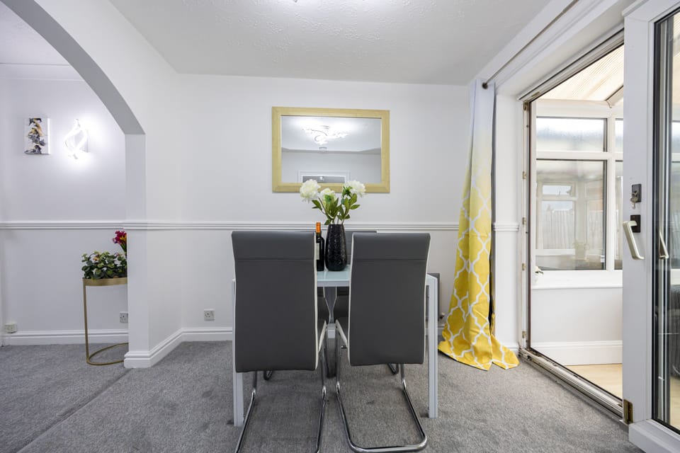 House | Dining