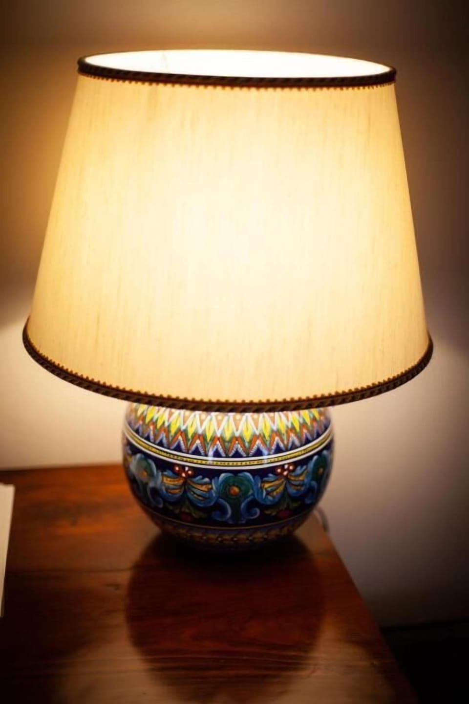 Minibar, in-room safe, desk, laptop workspace