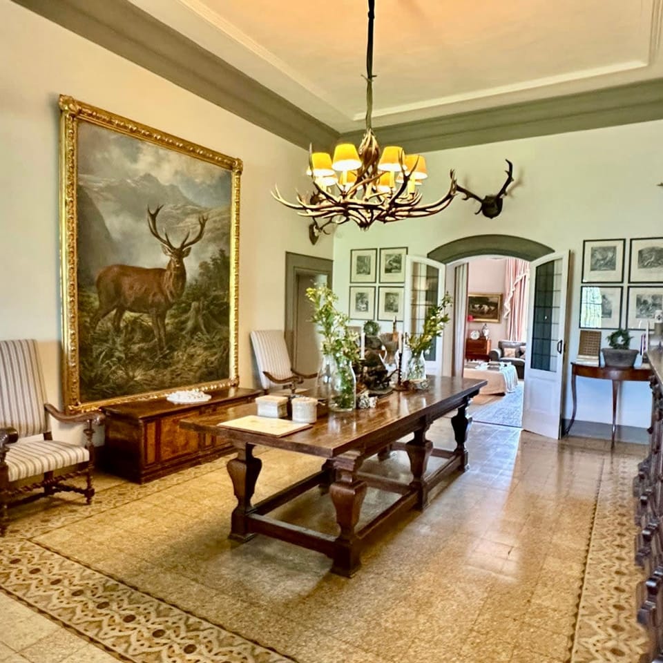 House | 9 bedrooms, high-speed internet