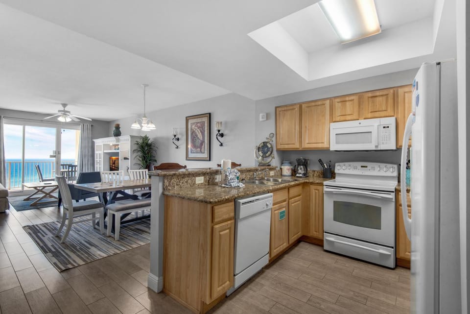 Condo, Multiple Beds (Ariel Dunes II 2203) | Private kitchen | Oven, toaster