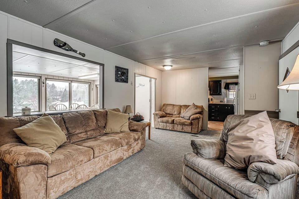 House (3 Bedrooms) | Interior