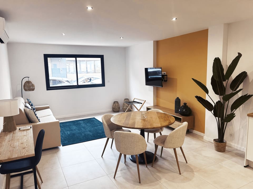 Family Apartment, 1 Queen Bed with Sofa bed, Ground Floor | Living area | LED TV