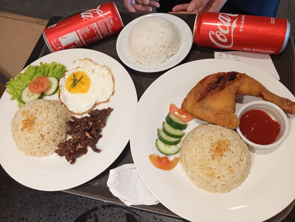 Daily local cuisine breakfast for a fee