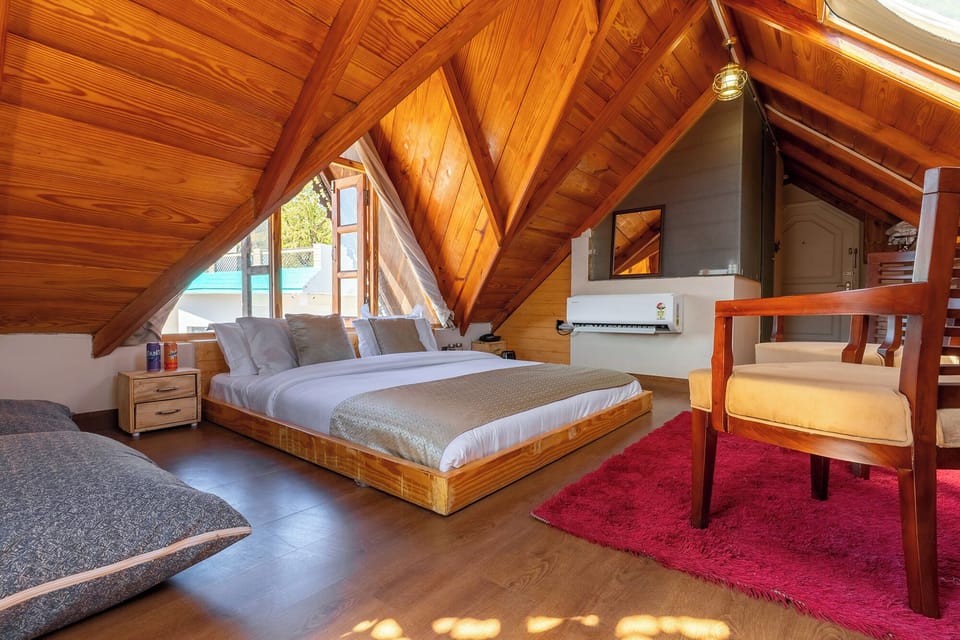 Romantic Room | Premium bedding, free WiFi, bed sheets