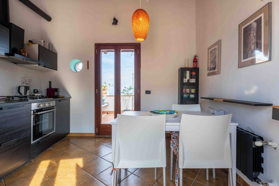 Apartment | Dining room