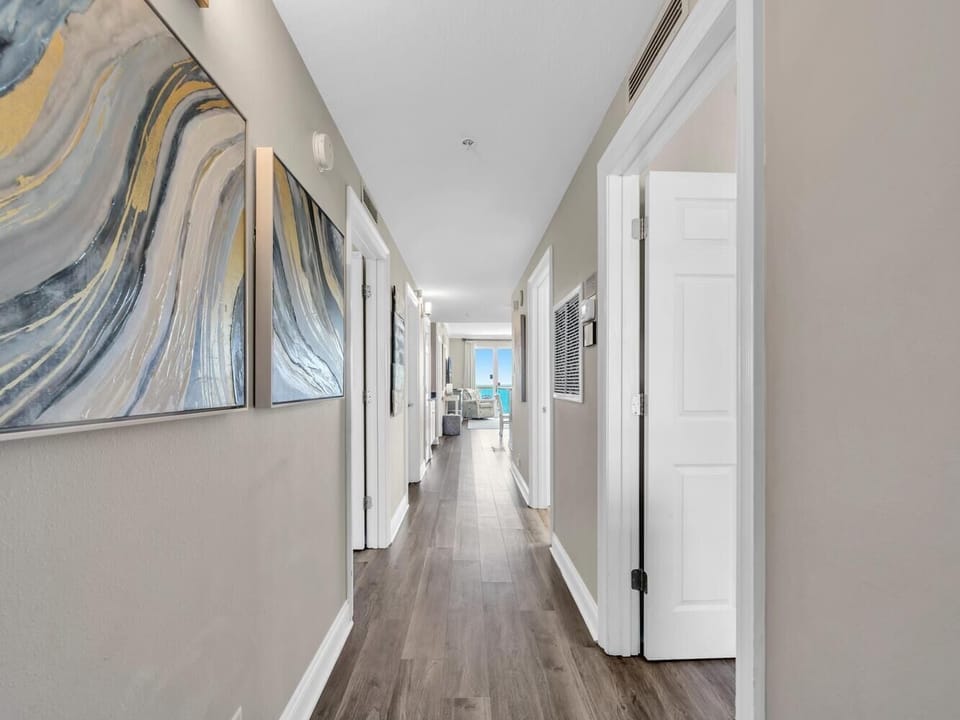 Condo, Multiple Beds (Calypso 2-1902 West) | Interior