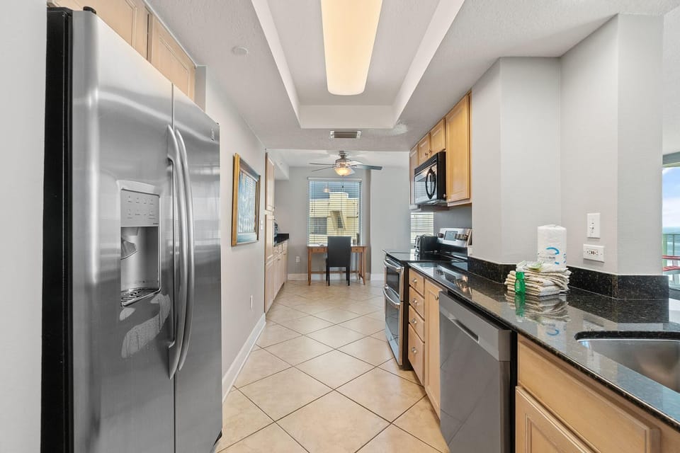 Condo, Multiple Beds (Perdido Towers East 801) | Private kitchen | Oven, toaster, paper towels