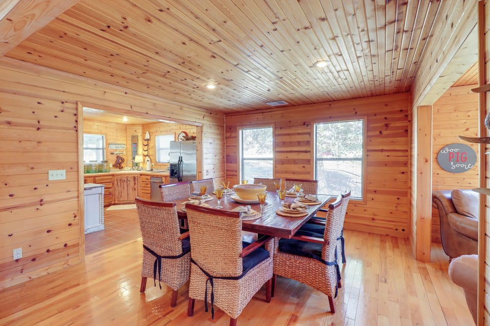 House (3 Bedrooms) | Interior