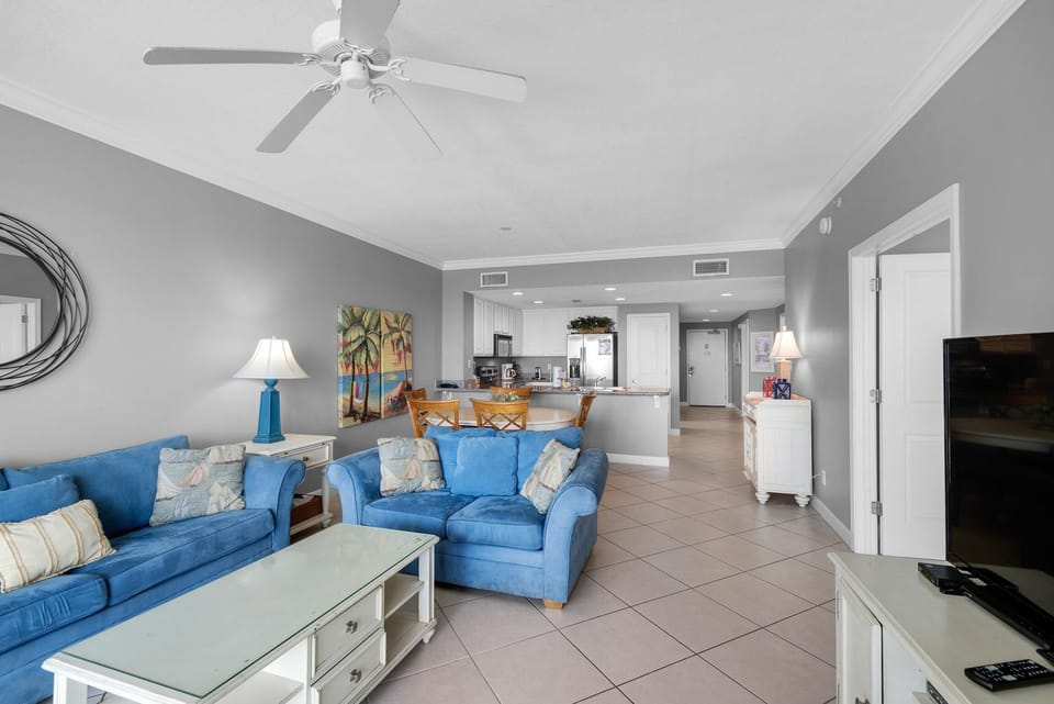 Condo, Multiple Beds (Grandview East 502) | Living area | TV