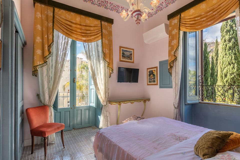 Deluxe Double Room, Sea View | Premium bedding, pillowtop beds, minibar, in-room safe