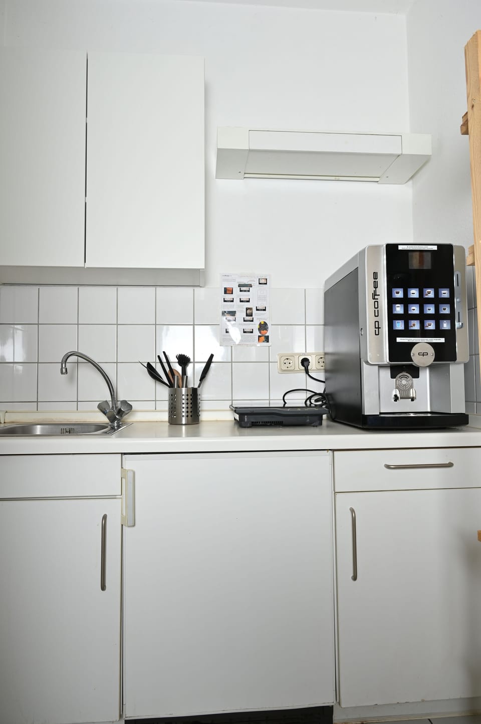 Fridge, microwave, stovetop, cookware/dishes/utensils