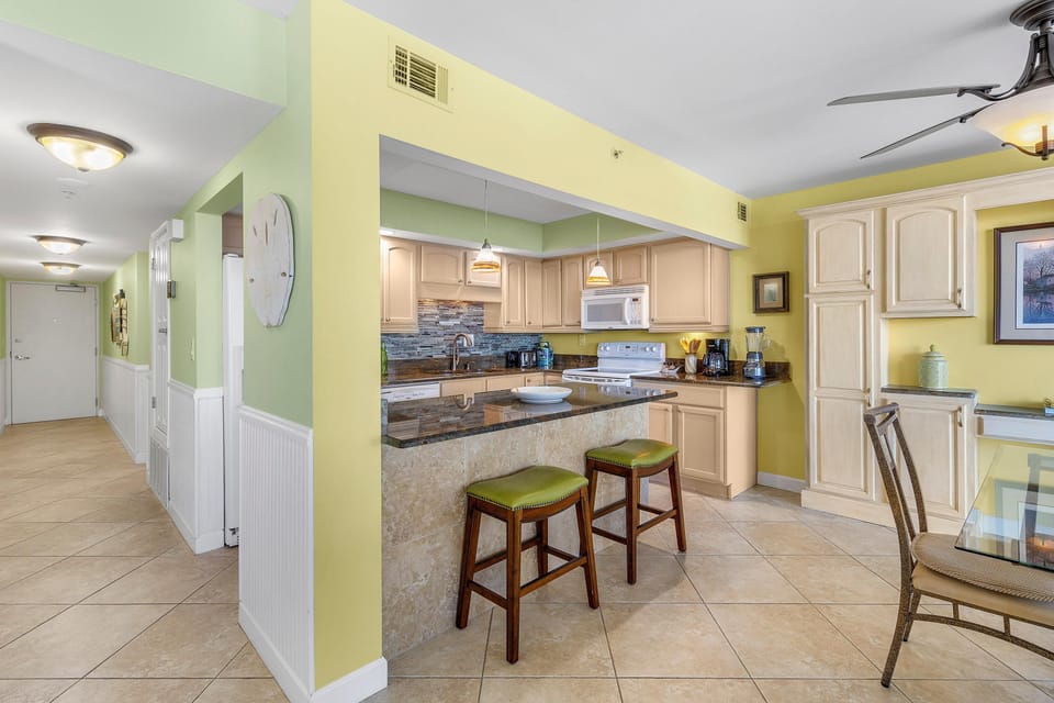 Condo, Multiple Beds (SeaSpray Riverside 214) | Private kitchen | Oven, toaster, paper towels