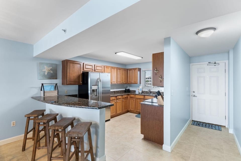 Condo, Multiple Beds (Sandy Key 335) | Private kitchen | Oven, toaster, paper towels