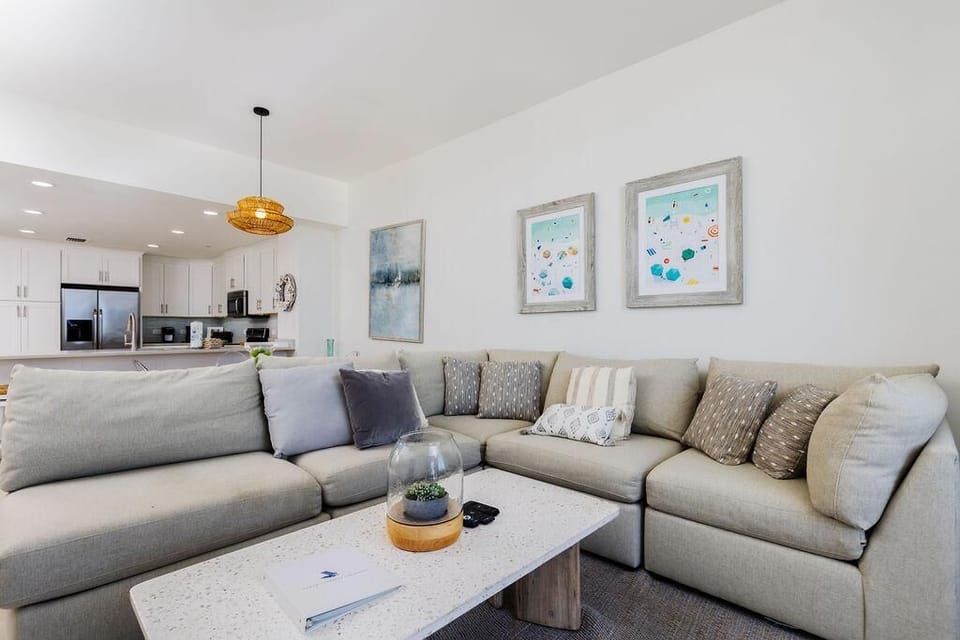 Condo, Multiple Beds (Spanish Key 603) | Living area | TV
