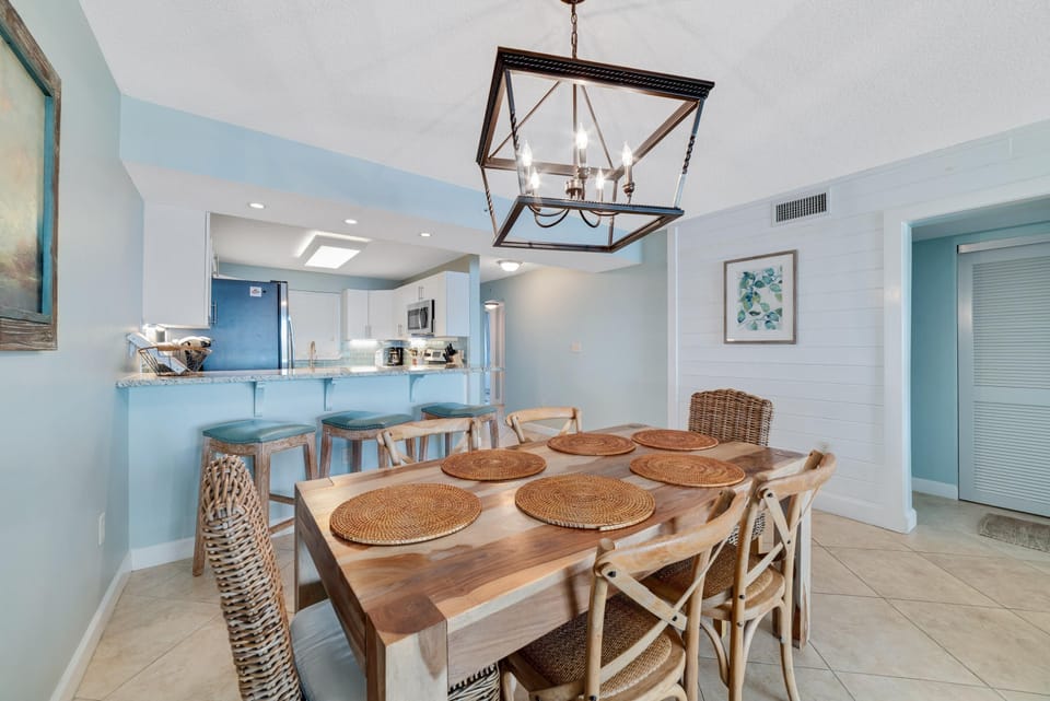 Condo, Multiple Beds (Sandy Key 631) | Dining