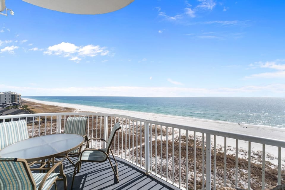 Condo, Multiple Beds (Spanish Key 702) | Outdoor dining