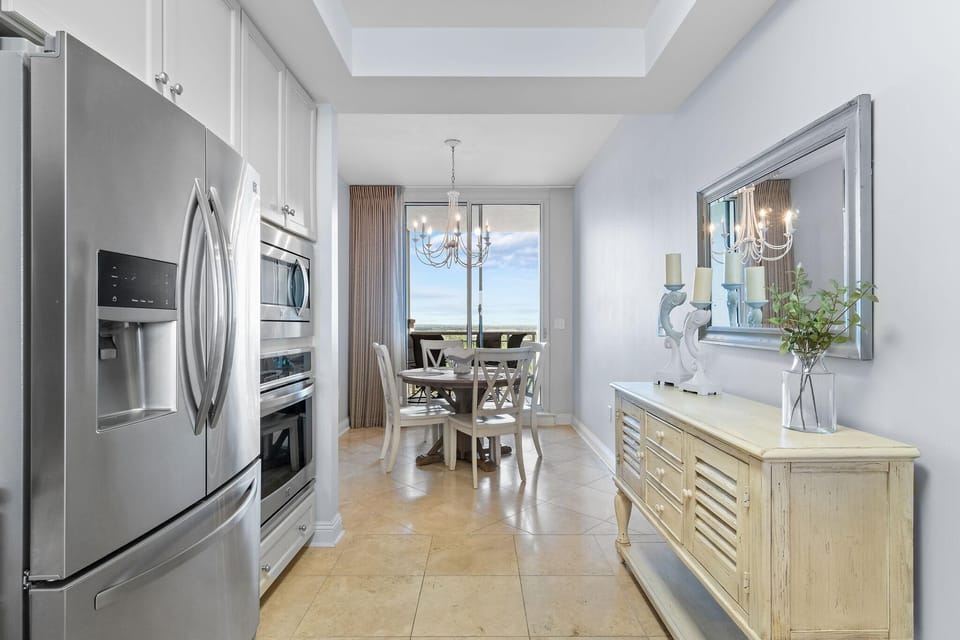 Condo, Multiple Beds (Indigo East 1504) | Private kitchen | Oven, toaster, paper towels