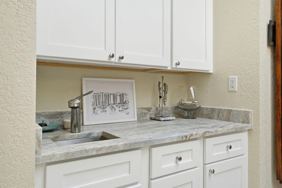 Condo, Multiple Beds (SeaSpray East 1023- Gulf Front) | Interior
