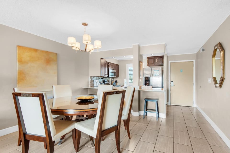 Condo, 1 King Bed with Sofa bed (Ocean 214 at The Islander) | Dining
