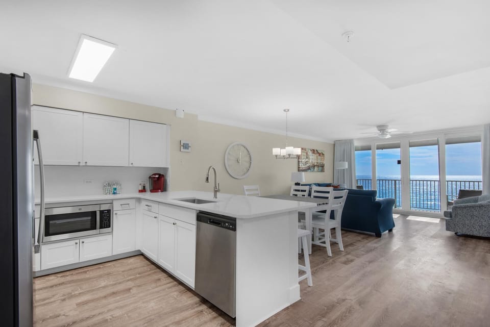 Condo, Multiple Beds (Island Princess 710) | Interior