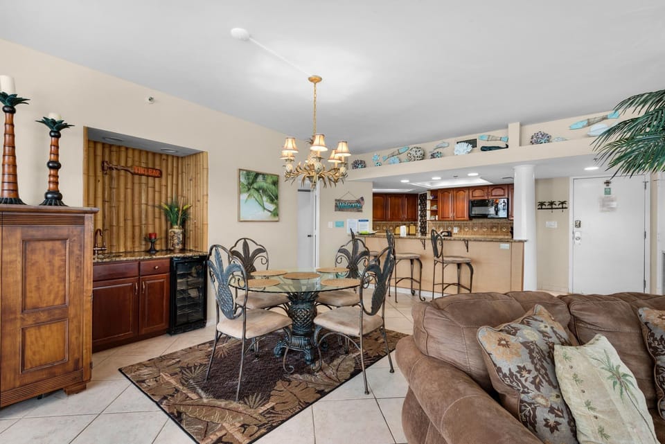 Apartment, Multiple Beds (East Pass 308) | Interior