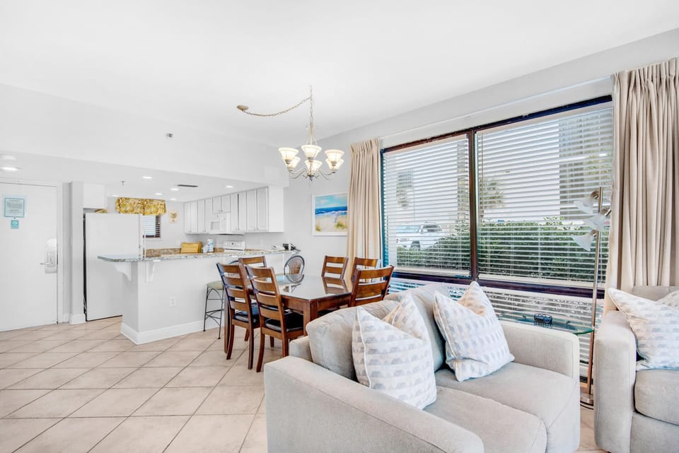 Condo, Multiple Beds (SunDestin 101) | Living area | TV