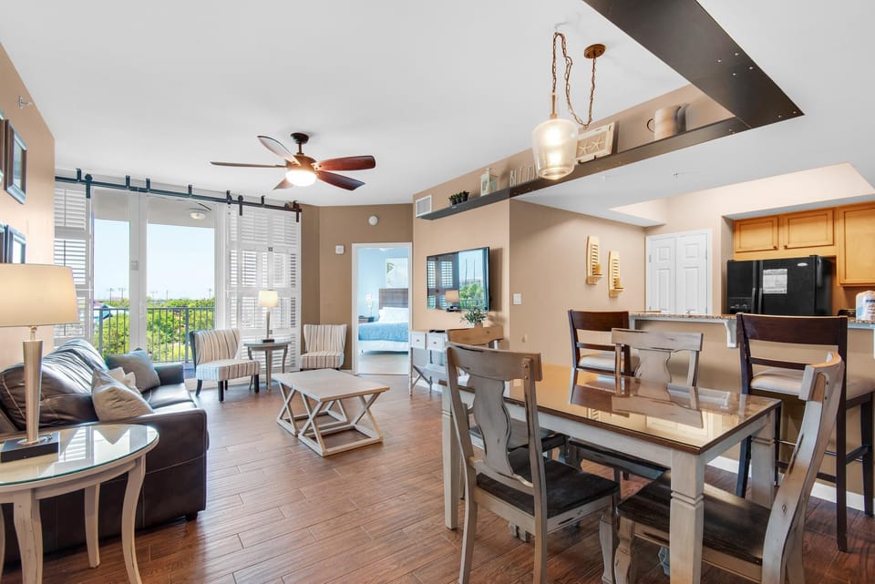 Condo, Multiple Beds (Palms Resort #2416 Full 2 Bedroom) | Interior